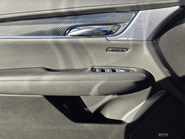 2024 Cadillac XT6 Vehicle Photo in Oklahoma City, OK 73114