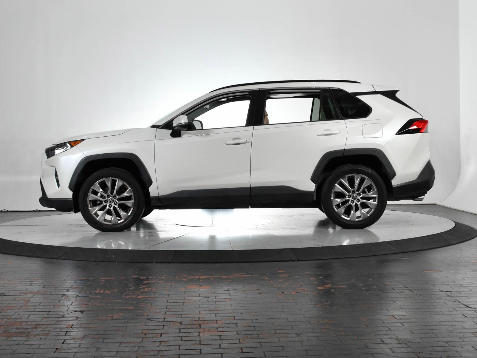 2021 Toyota RAV4 Vehicle Photo in DALLAS, TX 75235