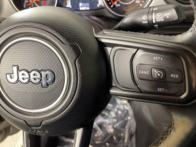 2022 Jeep Gladiator Vehicle Photo in PHOENIX, AZ 85014-3381