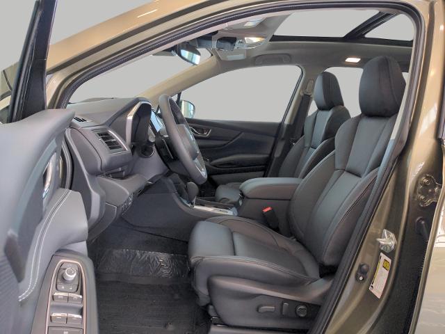 2025 Subaru Ascent Vehicle Photo in Green Bay, WI 54304