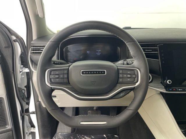 2023 Jeep Wagoneer L Vehicle Photo in PHOENIX, AZ 85014-3381