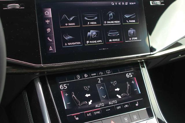 2025 Audi Q7 Vehicle Photo in SUGAR LAND, TX 77478