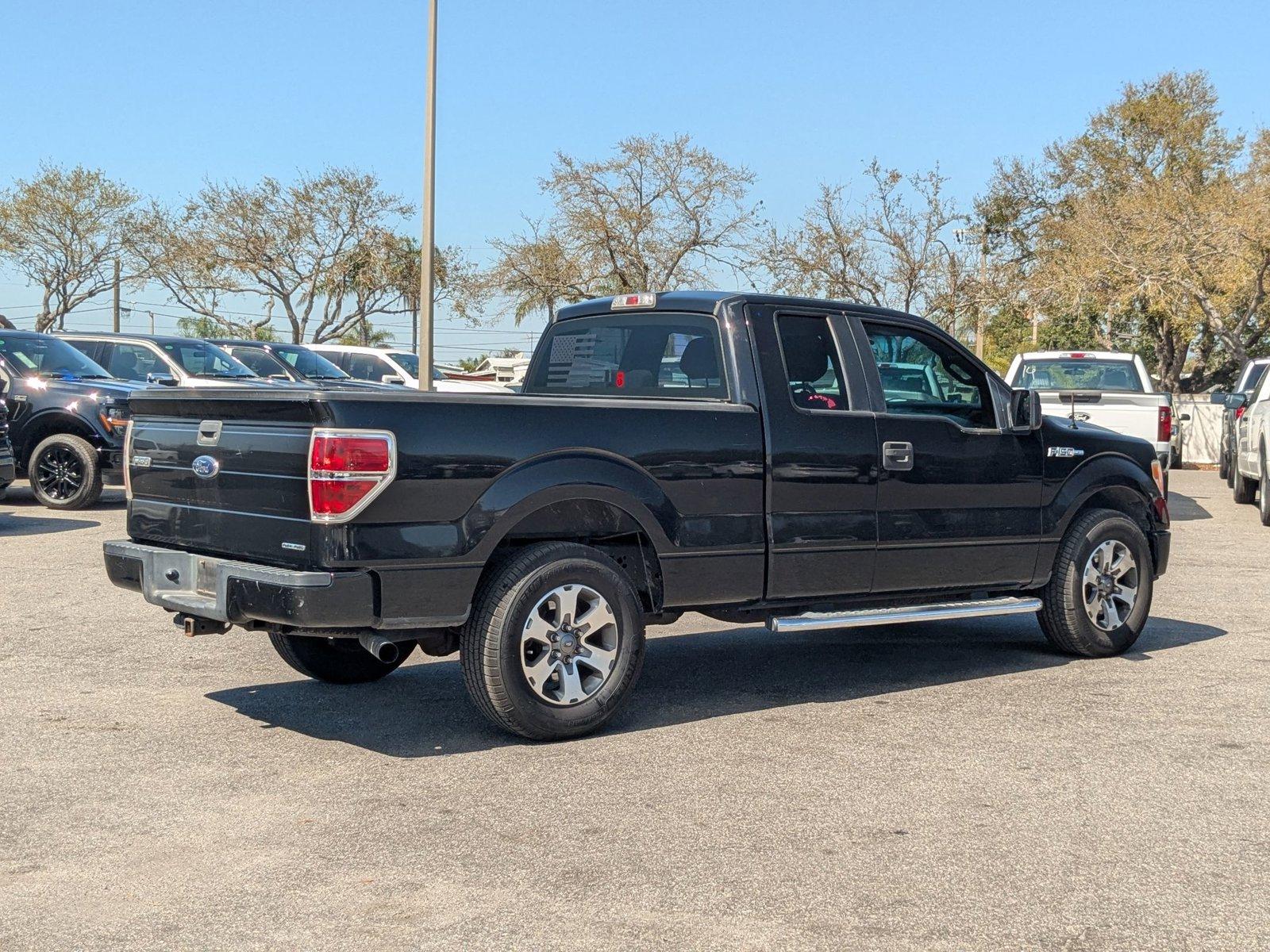 2013 Ford F-150 Vehicle Photo in St. Petersburg, FL 33713