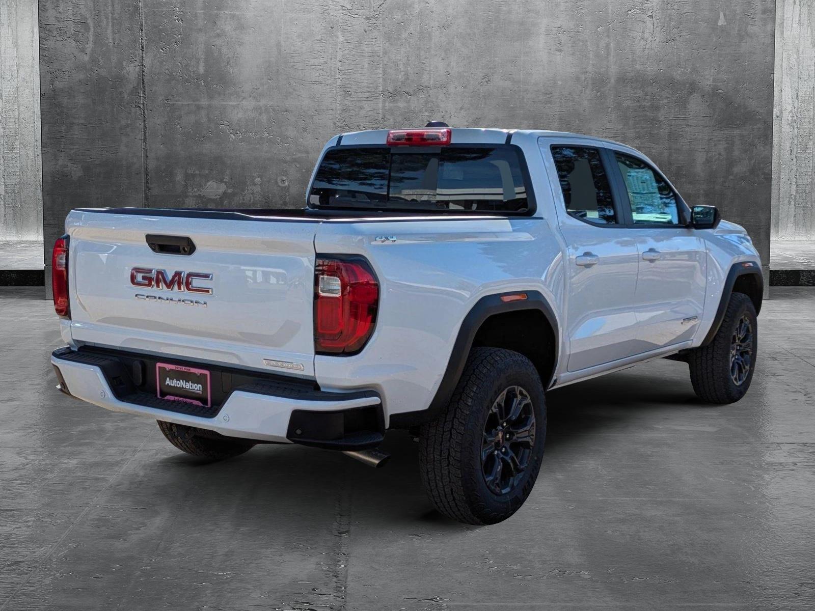 2024 GMC Canyon Vehicle Photo in GOLDEN, CO 80401-3850