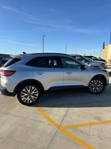 2020 Ford Escape Vehicle Photo in Peoria, IL 61615