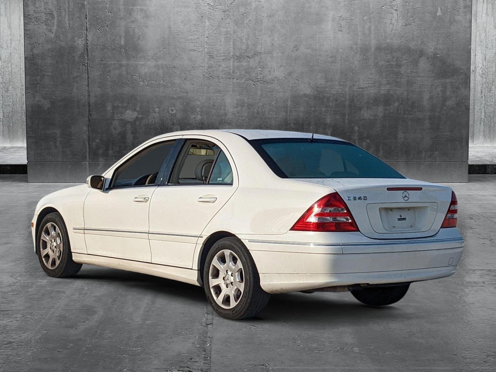 2005 Mercedes-Benz C-Class Vehicle Photo in Davie, FL 33331