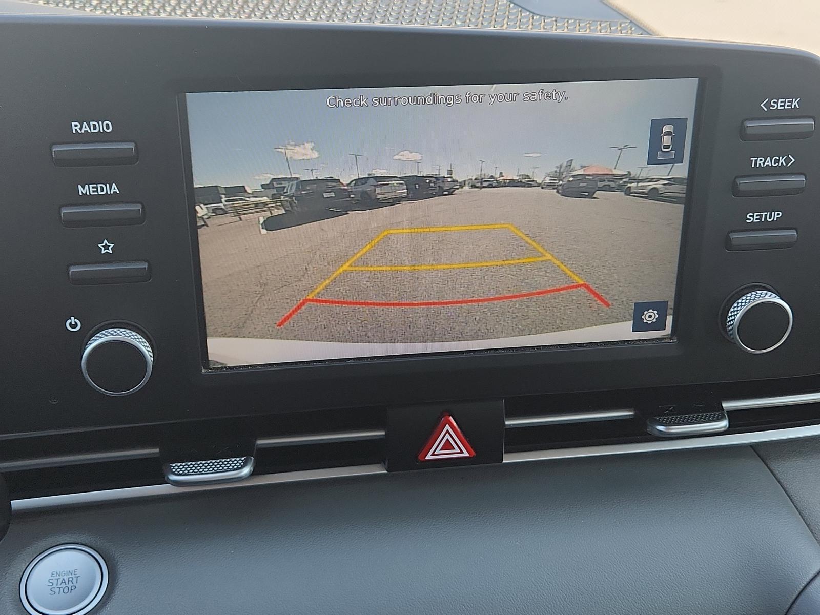 2021 Hyundai ELANTRA Vehicle Photo in Albuquerque, NM 87110