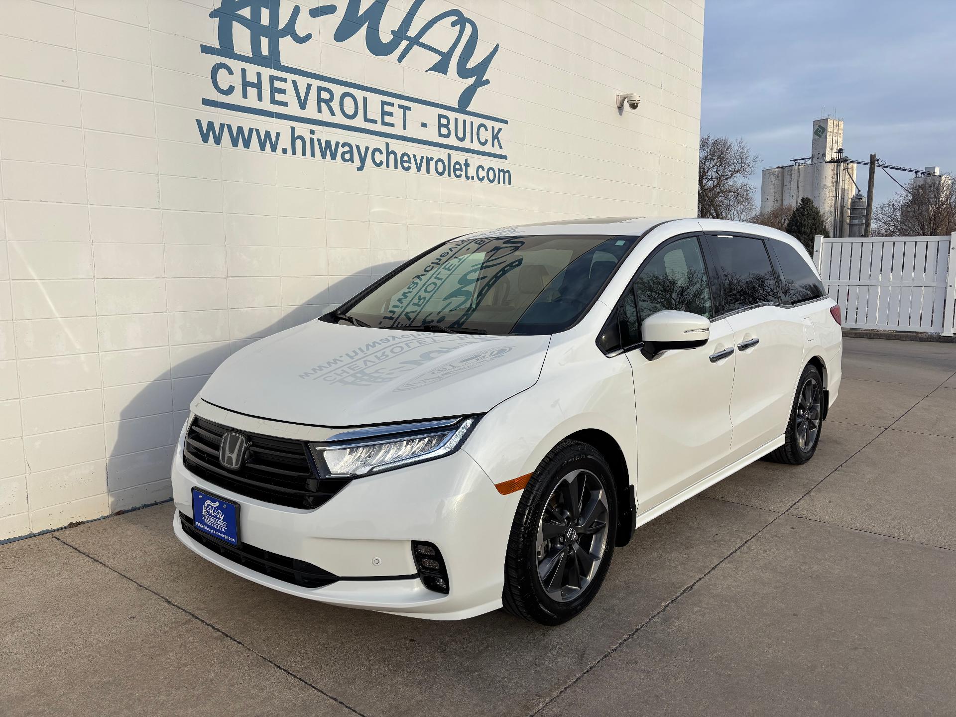 Used 2022 Honda Odyssey Elite with VIN 5FNRL6H98NB003130 for sale in Rock Valley, IA