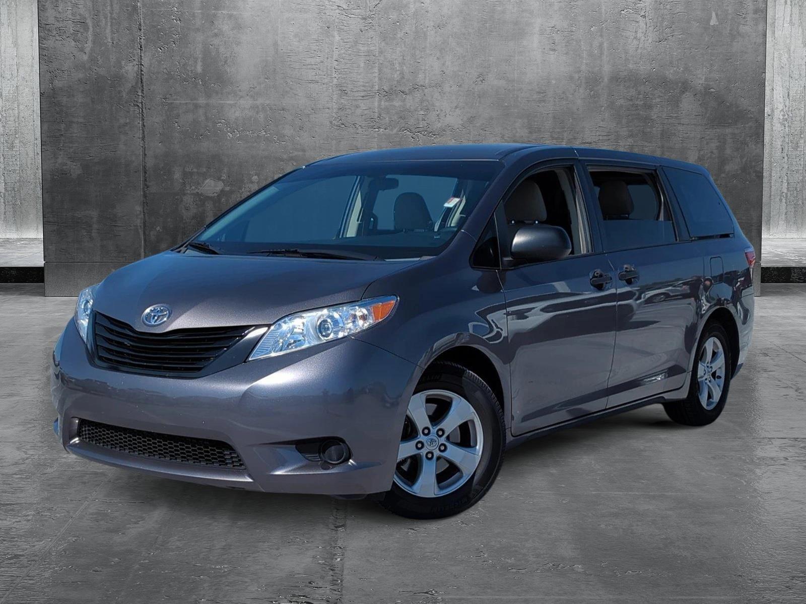 2015 Toyota Sienna Vehicle Photo in Ft. Myers, FL 33907