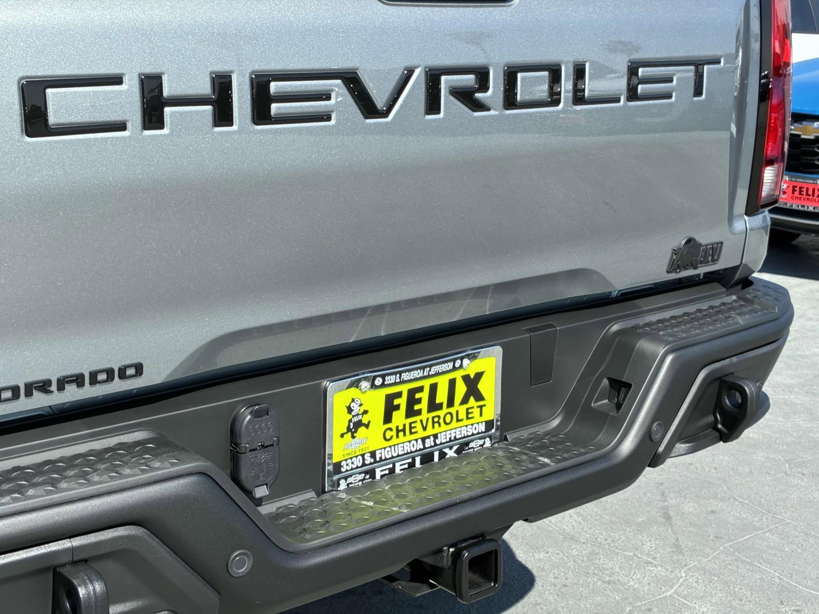 2025 Chevrolet Colorado Vehicle Photo in LOS ANGELES, CA 90007-3794