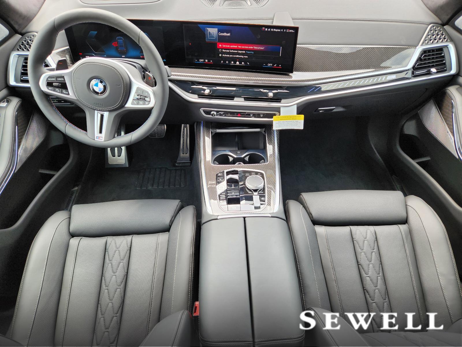 2025 BMW X7 M60i Vehicle Photo in PLANO, TX 75024