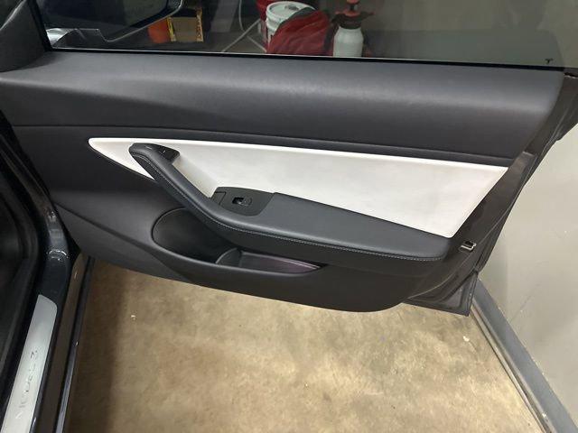 2019 Tesla Model 3 Vehicle Photo in MEDINA, OH 44256-9631