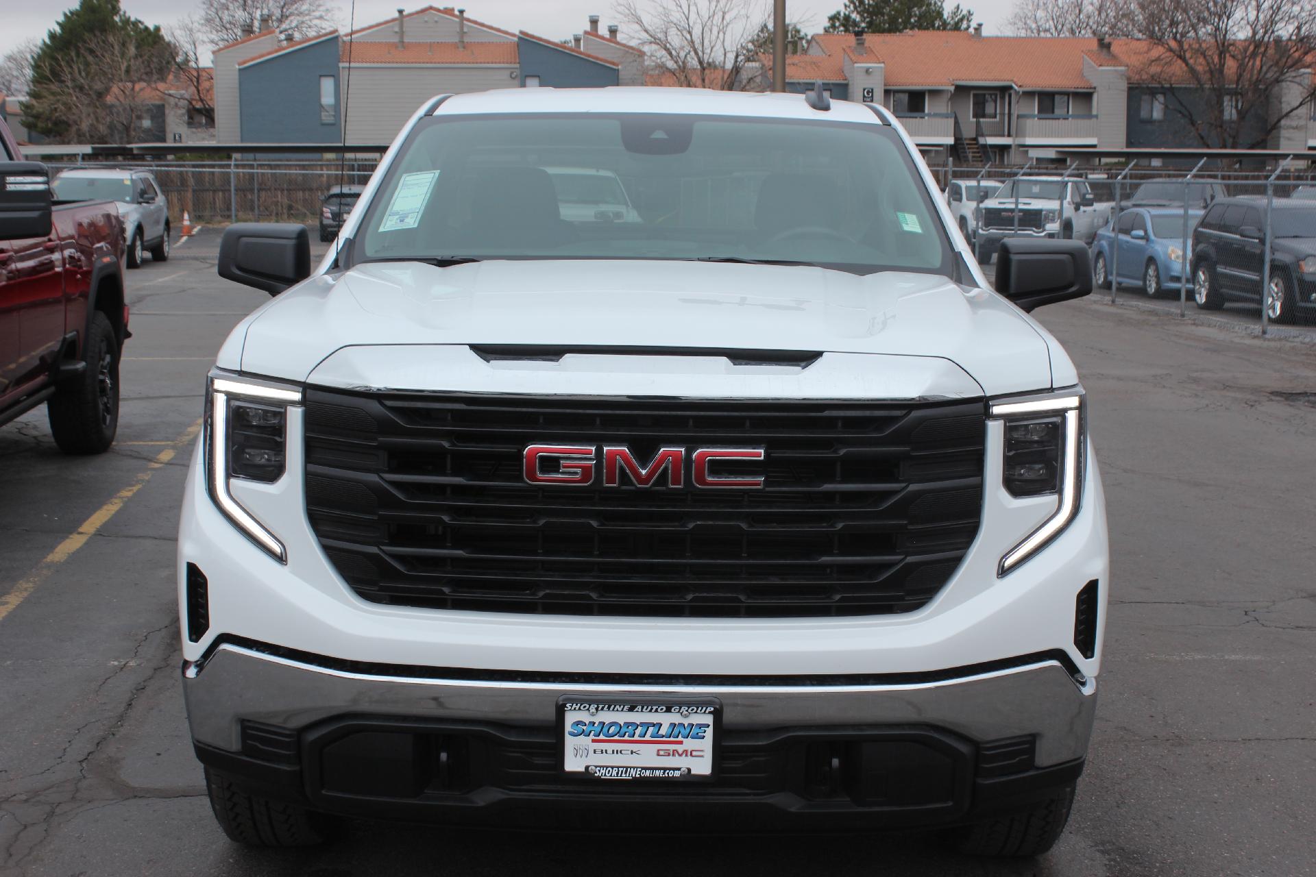 2025 GMC Sierra 1500 Vehicle Photo in AURORA, CO 80012-4011