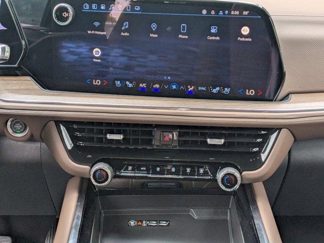 2025 Chevrolet Suburban Vehicle Photo in BRUNSWICK, GA 31525-1881