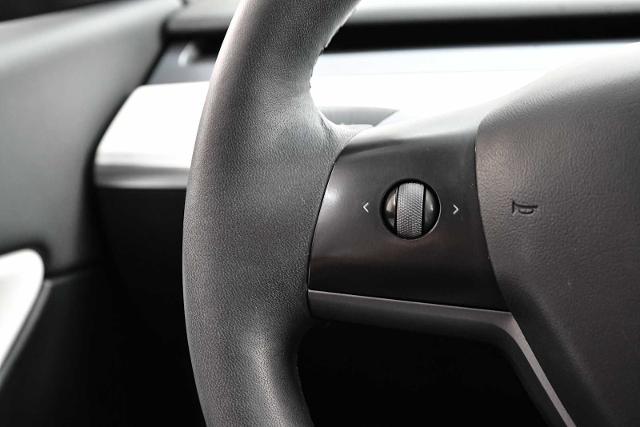 2022 Tesla Model Y Vehicle Photo in DALLAS, TX 75235