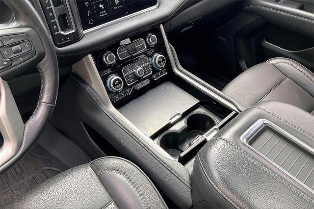2022 GMC Yukon XL Vehicle Photo in INDEPENDENCE, MO 64055-1314
