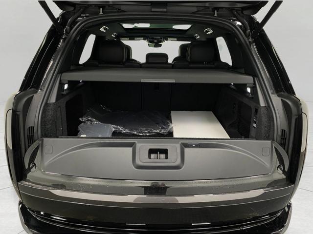 2025 Range Rover Vehicle Photo in Appleton, WI 54913