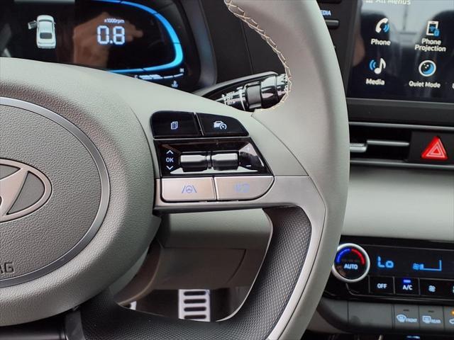 2025 Hyundai ELANTRA Vehicle Photo in Peoria, IL 61615