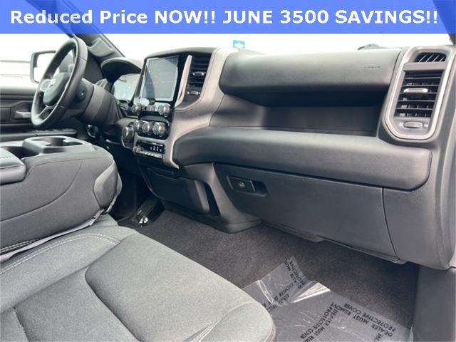 2025 Ram 1500 Vehicle Photo in GREEN BAY, WI 54304-5303