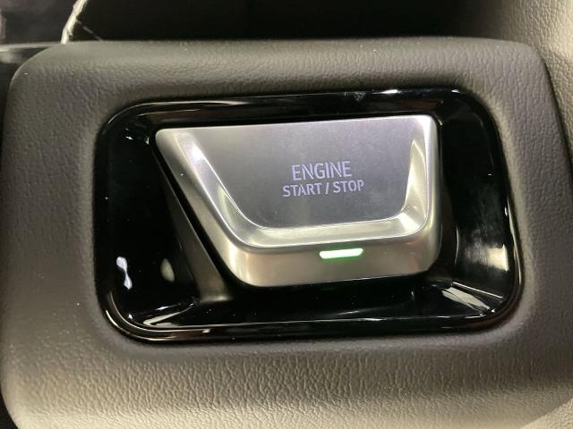 2025 GMC Yukon Vehicle Photo in GILBERT, AZ 85297-0402