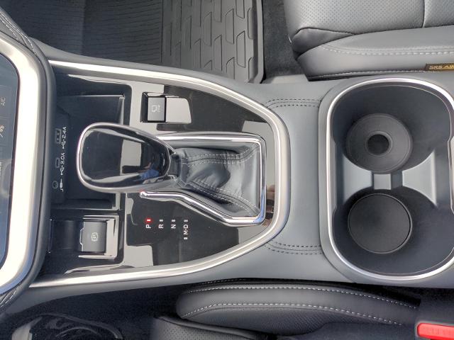 2025 Subaru Outback Vehicle Photo in Green Bay, WI 54304