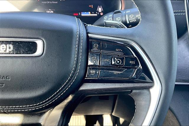 2023 Jeep Grand Cherokee L Vehicle Photo in Grapevine, TX 76051