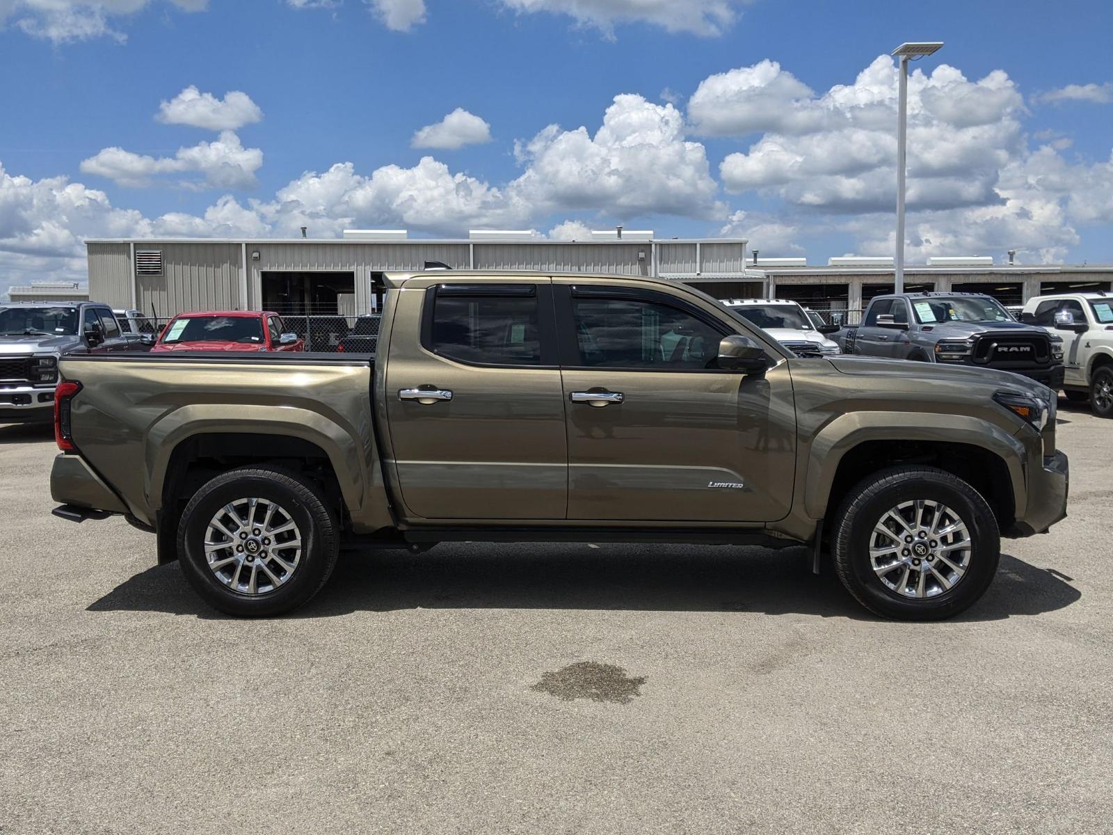 2024 Toyota Tacoma 4WD Vehicle Photo in Seguin, TX 78155