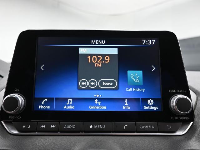 2024 Nissan Sentra Vehicle Photo in Cedar Rapids, IA 52402