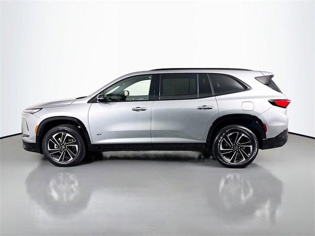 2025 Buick Enclave Vehicle Photo in PUYALLUP, WA 98371-4149