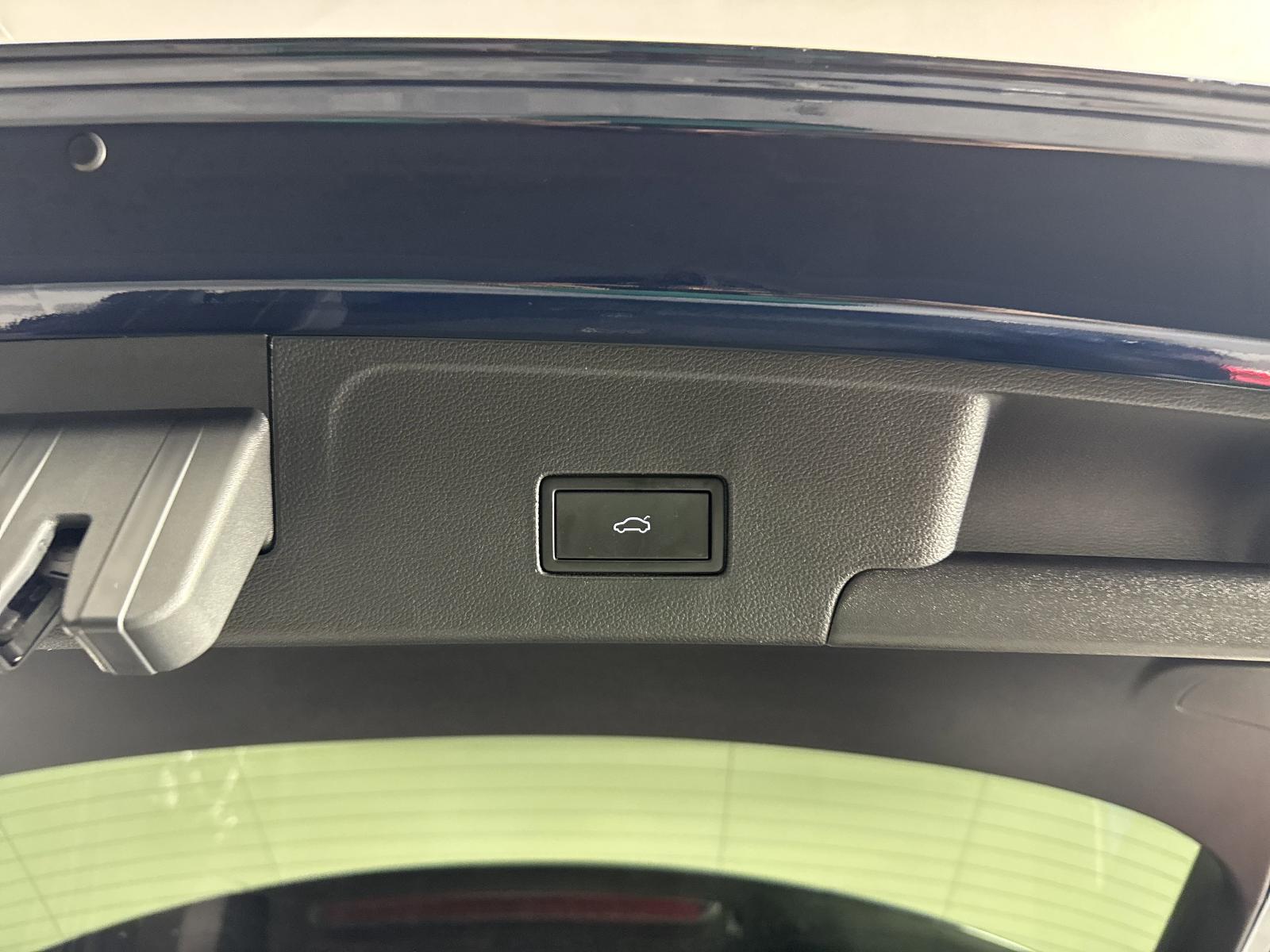 2022 Volkswagen Atlas Cross Sport Vehicle Photo in Georgetown, TX 78626