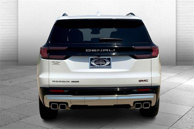 2024 GMC Acadia Vehicle Photo in TOPEKA, KS 66609-0000