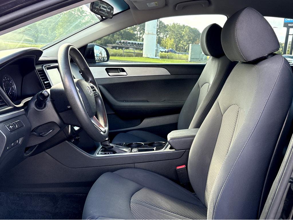 2018 Hyundai SONATA Vehicle Photo in POOLER, GA 31322-3252