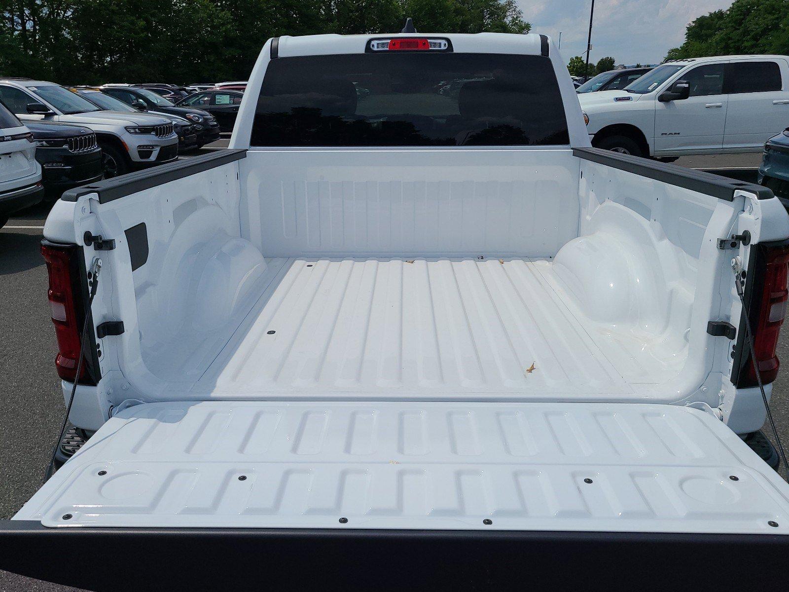 2025 Ram 1500 Vehicle Photo in Mechanicsburg, PA 17050-1707