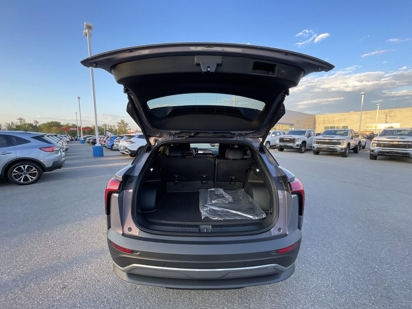 2025 Chevrolet Blazer EV Vehicle Photo in BENTONVILLE, AR 72712-4322