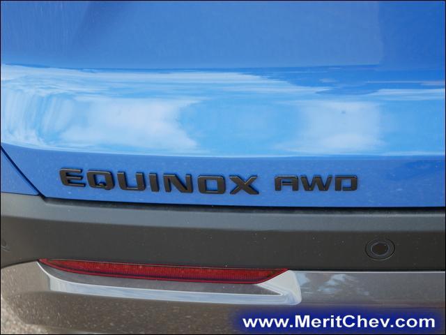 2025 Chevrolet Equinox Vehicle Photo in MAPLEWOOD, MN 55119-4794