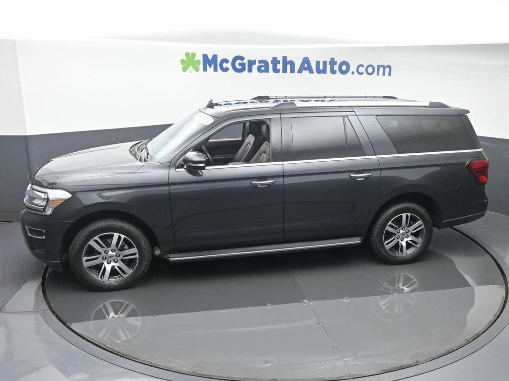 2022 Ford Expedition Max Vehicle Photo in Cedar Rapids, IA 52402