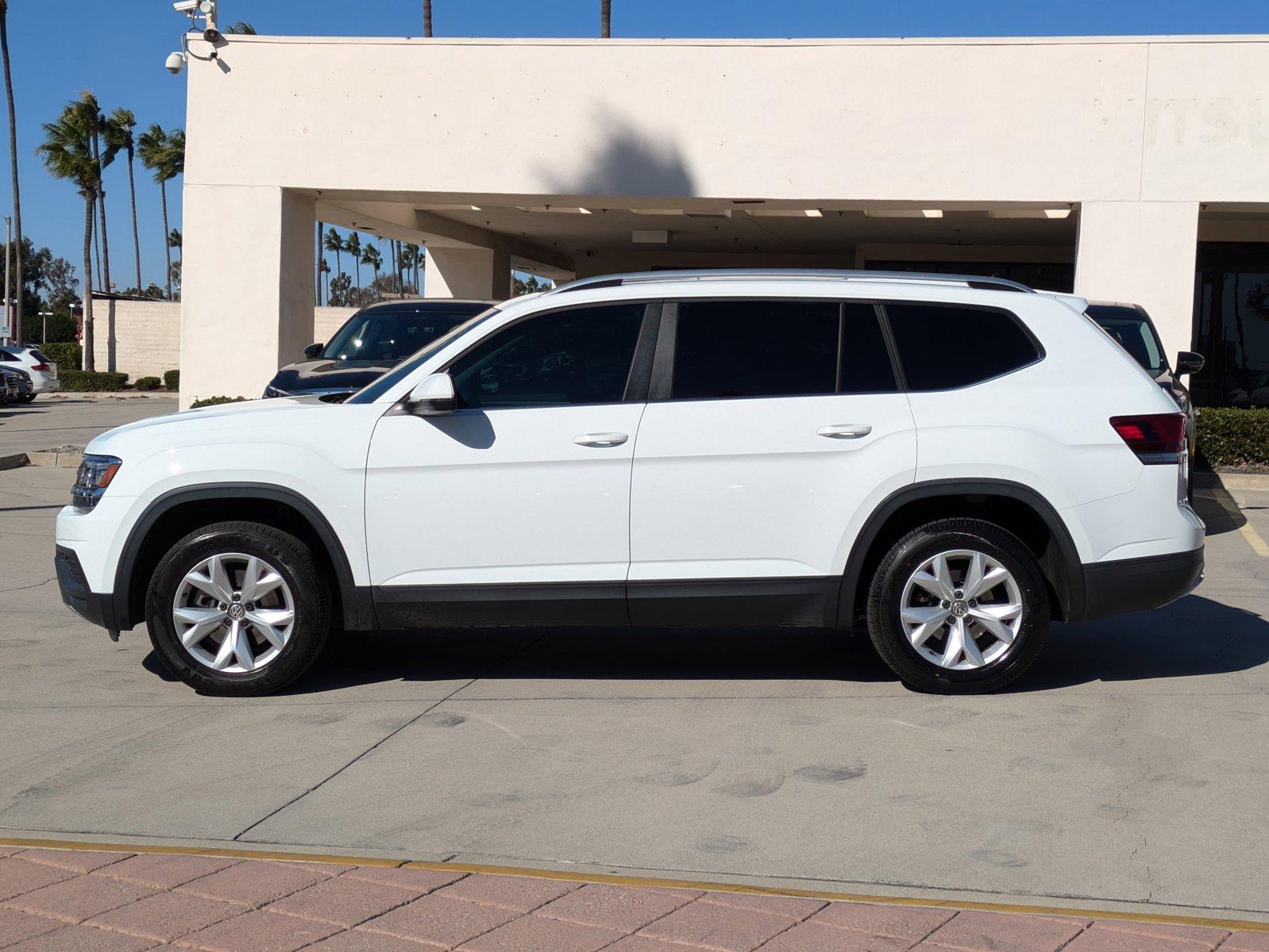 2018 Volkswagen Atlas Vehicle Photo in Tustin, CA 92782