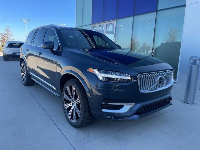 2025 Volvo XC90 Vehicle Photo in Grapevine, TX 76051