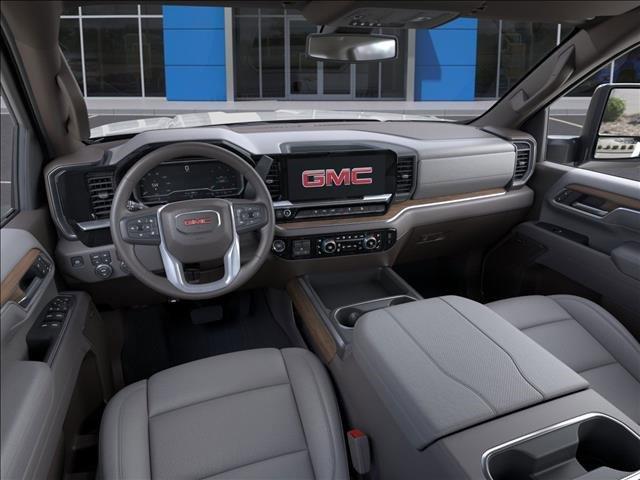 2025 GMC Sierra 2500 HD Vehicle Photo in EMPORIA, VA 23847-1235