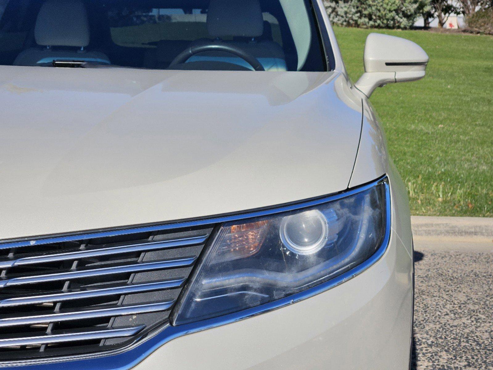 2016 Lincoln MKX Vehicle Photo in FORT WORTH, TX 76132