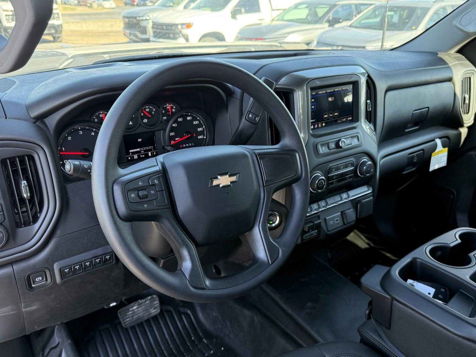 2024 Chevrolet Silverado 3500 HD Vehicle Photo in GEORGETOWN, TX 78626-7508