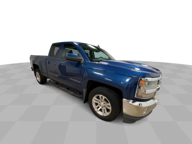 Used 2016 Chevrolet Silverado 1500 LT with VIN 1GCRCREC4GZ233066 for sale in East Dubuque, IL