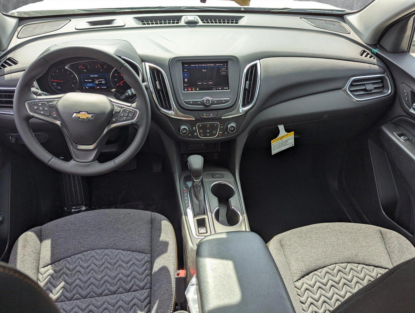 2024 Chevrolet Equinox Vehicle Photo in PEMBROKE PINES, FL 33024-6534