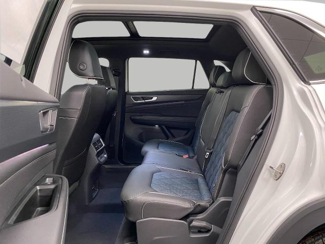 2025 Volkswagen Atlas Cross Sport Vehicle Photo in Appleton, WI 54913