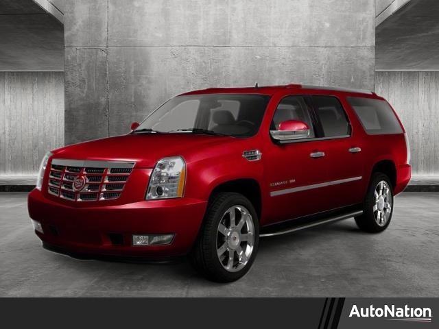 2013 Cadillac Escalade ESV Vehicle Photo in TIMONIUM, MD 21093-2300