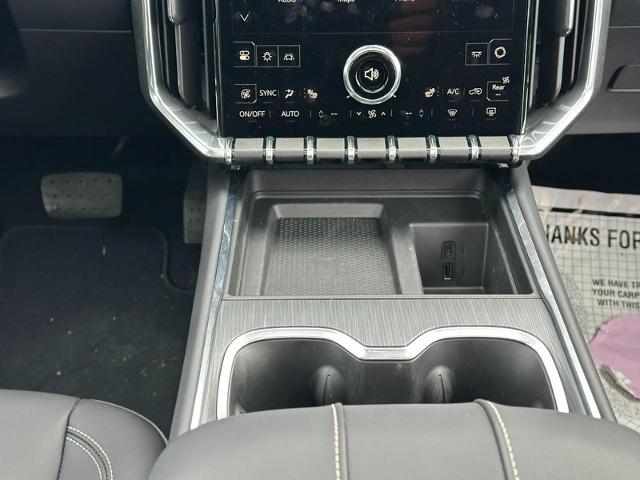 2025 GMC Acadia Vehicle Photo in COLUMBIA, MO 65203-3903