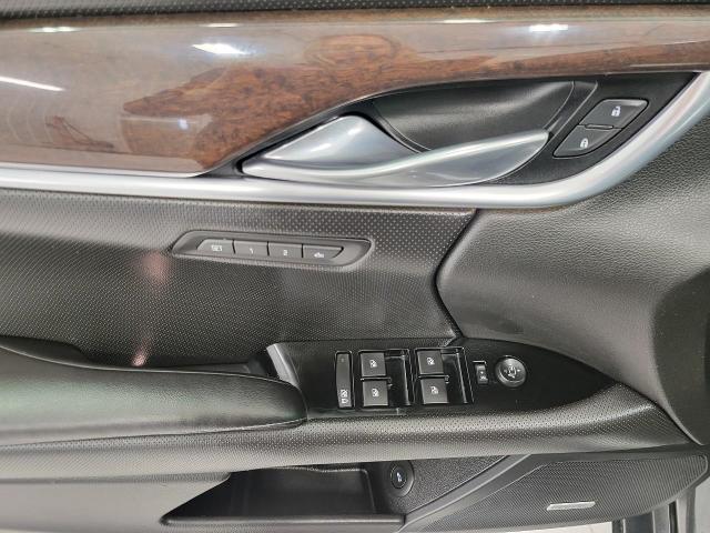 2015 Cadillac XTS Vehicle Photo in APPLETON, WI 54914-4656