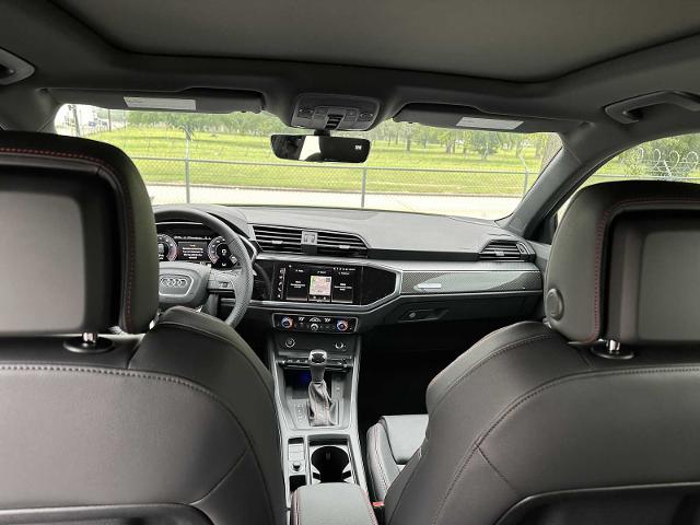 2025 Audi Q3 Vehicle Photo in HOUSTON, TX 77090