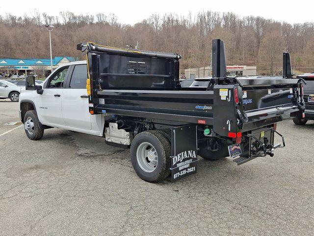 2024 Chevrolet Silverado 3500 HD Chassis Cab Vehicle Photo in PAWLING, NY 12564-3219