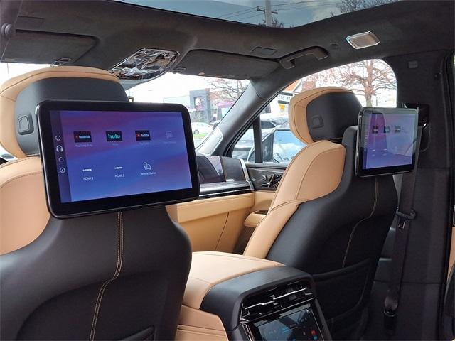 2025 Cadillac ESCALADE IQ Vehicle Photo in ALLENTOWN, PA 18103-7399